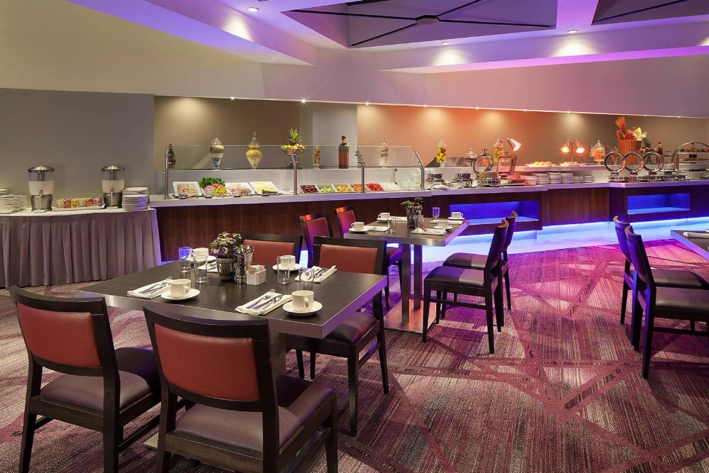 Sheraton Gateway Los Angeles Hotel Main image